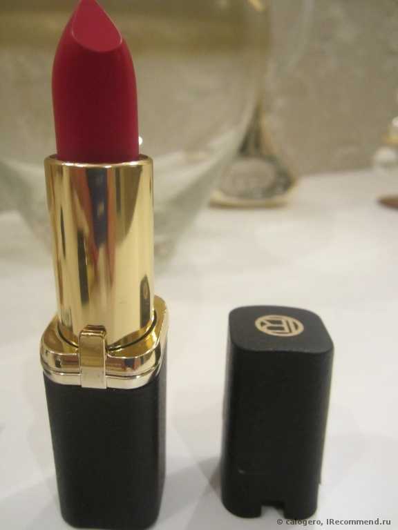 Губная помада L'Oreal Color Riche Collection EXCLUSIVE PURE REDS - фото