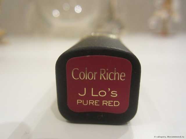Губная помада L'Oreal Color Riche Collection EXCLUSIVE PURE REDS - фото