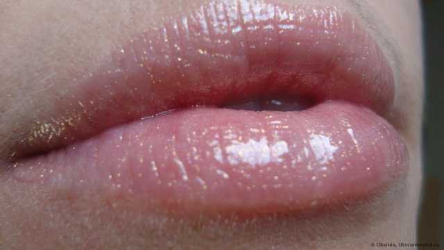 Блеск для губ Л'Этуаль SEXY gloss Ultra brillance sensuelle - фото