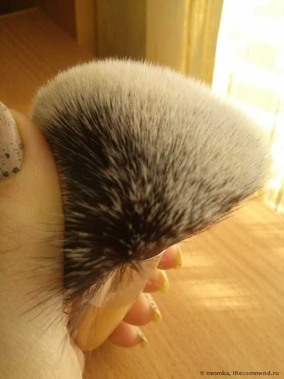 Кисть для пудры Buyincoins Environmental Flat Top Buffer Makeup Bamboo Cosmetic Foundation Powder Brush - фото