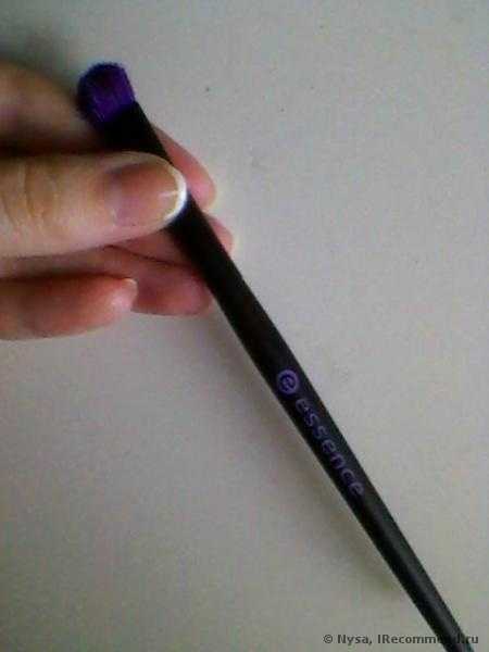 Кисть для теней Essence Eyeshadow Brush - фото