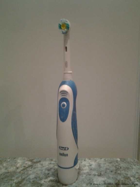 Электрическая зубная щетка Braun  Oral-B - фото