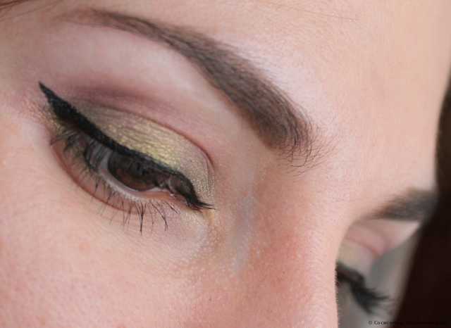 Тени для век Shiseido Luminizing satin eye color trio - фото