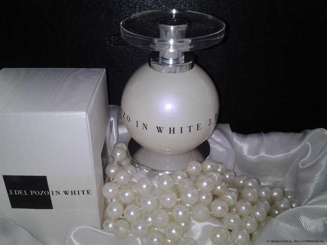 J. Del Pozo in white - фото