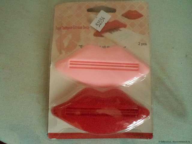 Пресс для тюбика зубной пасты Tinydeal 2 x Sexy Lip Design Versatile Tube Squeezer Toothpaste Dispenser - фото