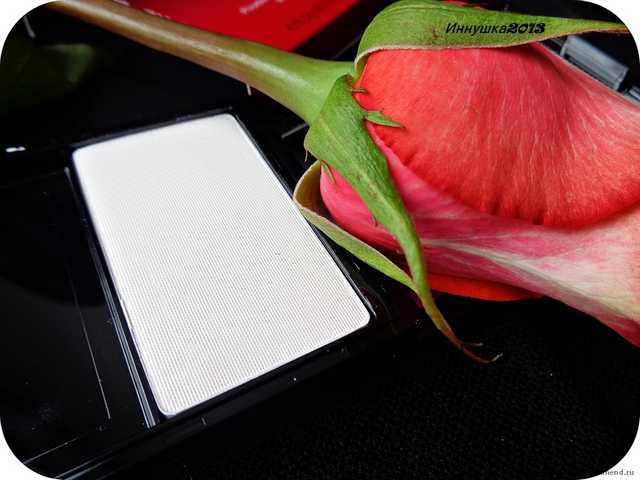 Румяна Shiseido Luminizing Satin Face Color (с шелковистой текстурой и эффектом сияния) - фото