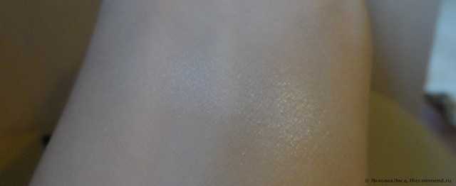 Румяна Shiseido Luminizing Satin Face Color (с шелковистой текстурой и эффектом сияния) - фото