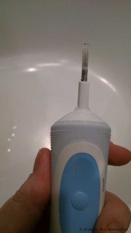 Электрическая зубная щетка Braun  Oral-B VITALITY 3D white - фото