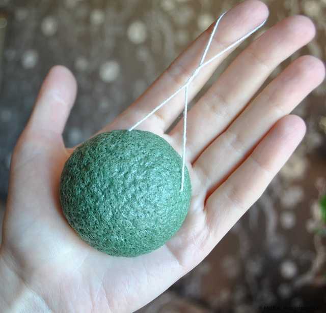 Спонж для лица Aliexpress   Natural Konjac Konnyaku Facial Puff Face Wash Cleansing Sponge Green - фото