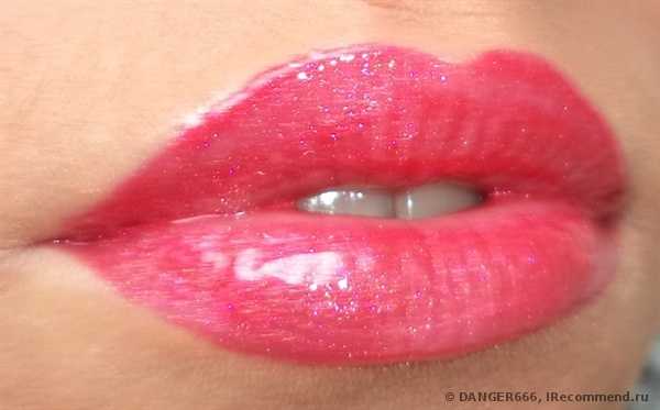Блеск для губ Lux Visage Perfect Color - фото
