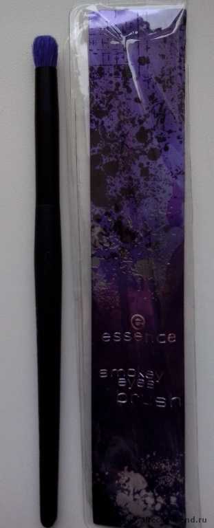Кисть для теней Essence Smokey Eyes Brush - фото