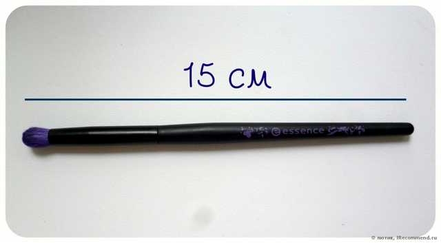 Кисть для теней Essence Smokey Eyes Brush - фото