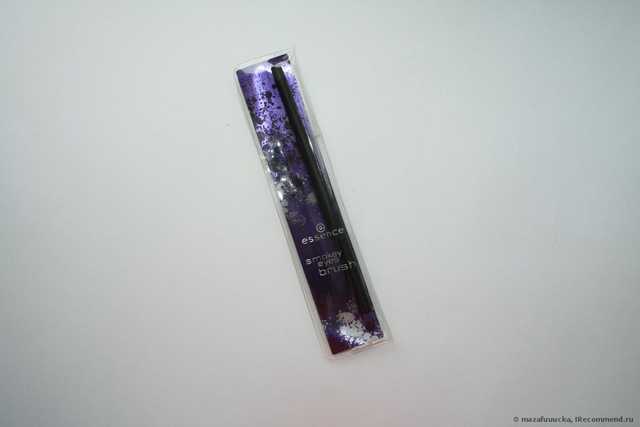 Кисть для теней Essence Smokey Eyes Brush - фото