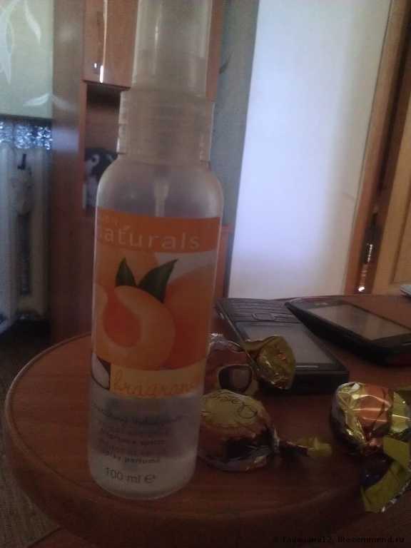 Avon Спрей для тела Naturals Juicy Watermelon - фото