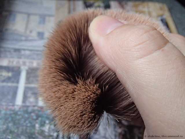 Кисть для пудры Everyday Minerals Flat Top Brush - фото
