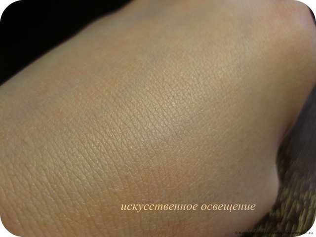 Консилер Avon Маскирующее средство Внутреннее сияние - фото