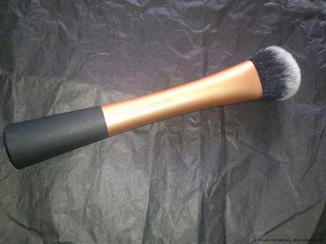 Кисть для нанесения тональной основы Real Techniques by Samantha Chapman Your Base/Flawless, Expert Face Brush - фото