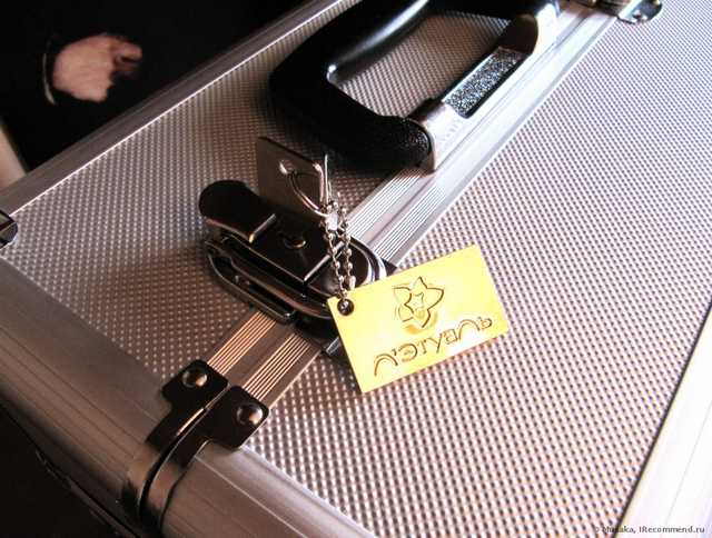 Металлический кейс для хранения средств макияжа Л'Этуаль TRAIN CASE XL - фото