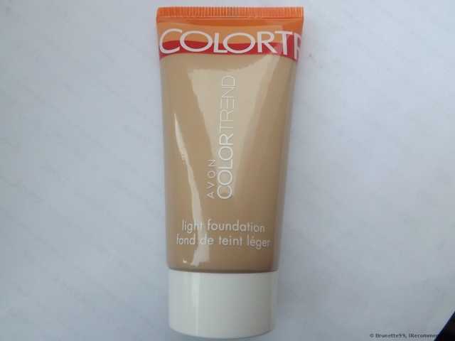 Тональный крем Avon "Легкость" Colortrend - фото