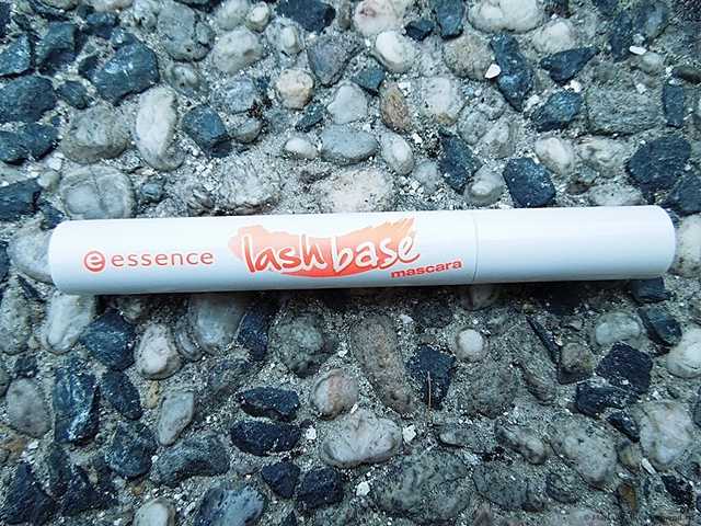 База под тушь Essence Lash base mascara - фото