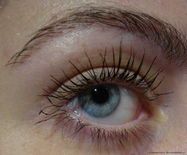 Тушь для ресниц MAYBELLINE  Volum 'Express Big Eyes Mascara - фото