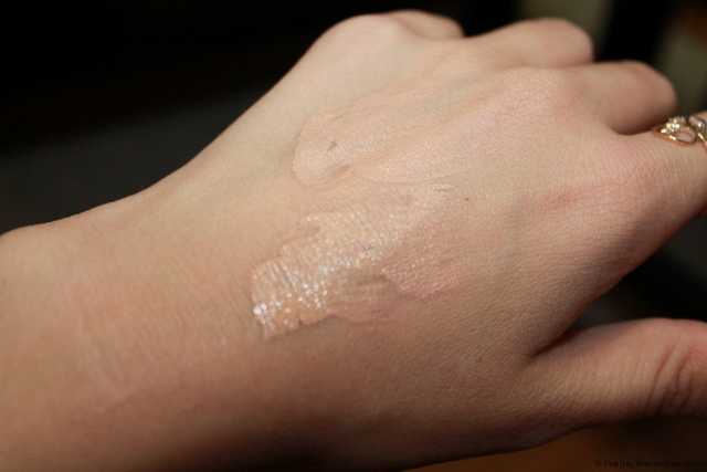 Тональный крем MAC Тональный крем-флюид MAC Studio Fix Fluid SPF 15 - фото