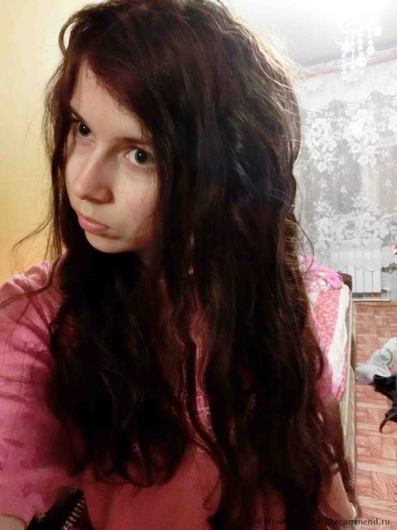 Восстанавливающий шампунь-ополаскиватель 2 в 1 Avon Красный клевер и чёрная смородина - фото