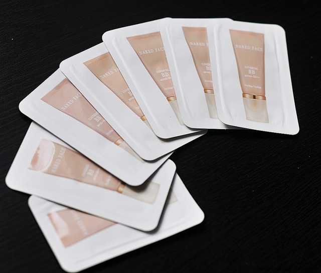 BB-крем Holika Holika Naked Face Covering BB - фото