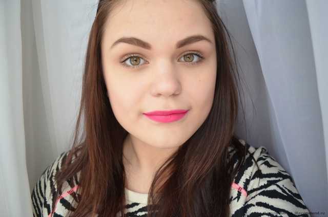 Помада-карандаш для губ Marya K Glossy tint lip sheen - фото