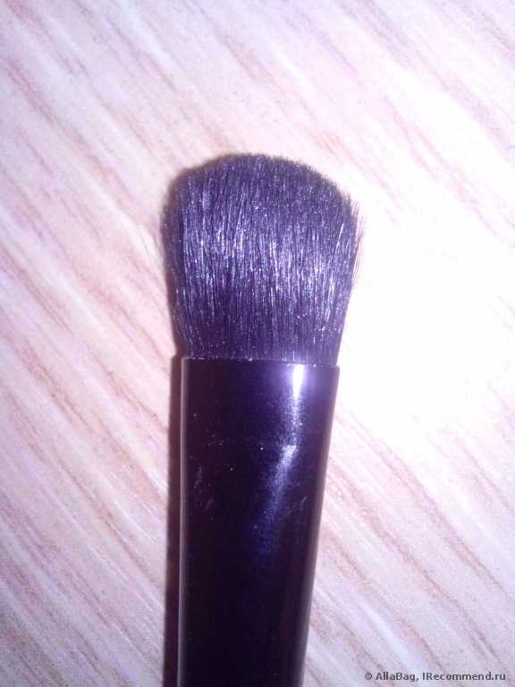 Двусторонняя кисть для теней Oriflame - фото