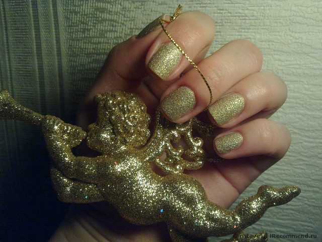 OPI My favorite Ornament