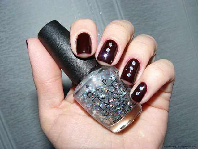 OPI Visions of Love+I snow you love Me