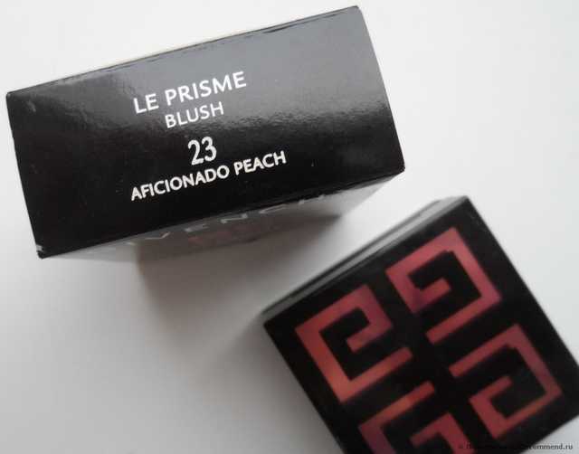 Румяна Givenchy Le prisme - фото