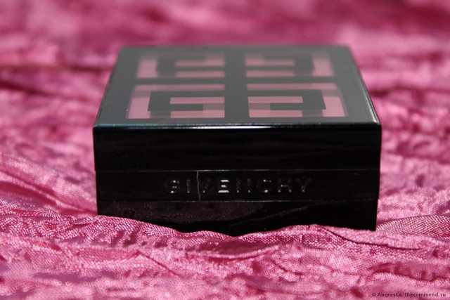 Футляр с румянами Givenchy Le prisme 