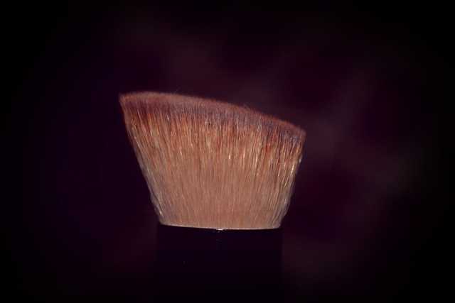 Кисть для нанесения основы Aliexpress High Quality Angled Makeup Brush Multifunctional Foudation Brush - фото