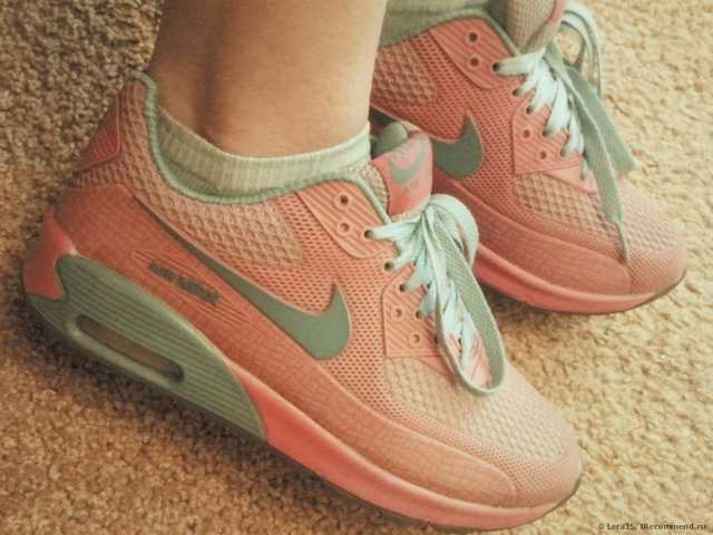 Кроссовки Nike Air Max 90 - фото
