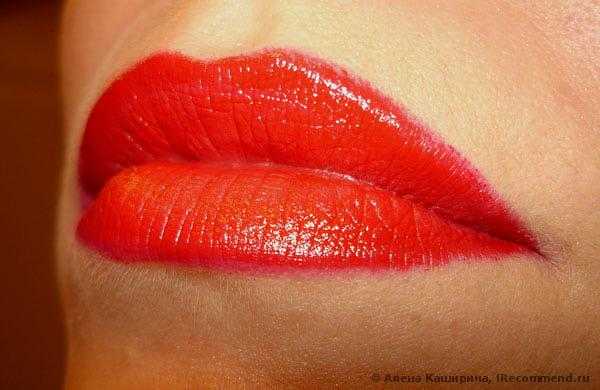 Губная помада Shiseido Увлажняющая Perfect Rouge - фото