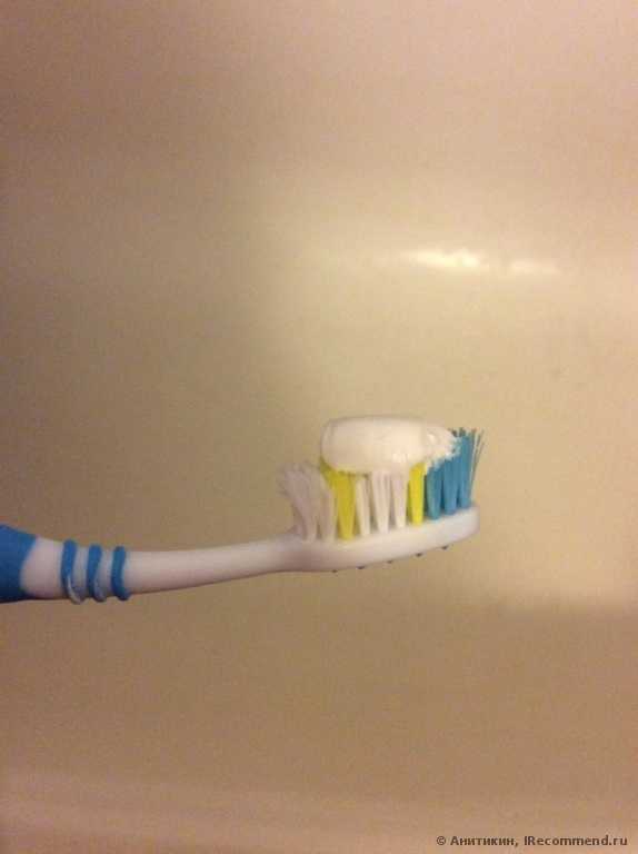 Зубная паста Colgate Максимальная защита от кариеса с жидким кальцием: свежая мята - фото