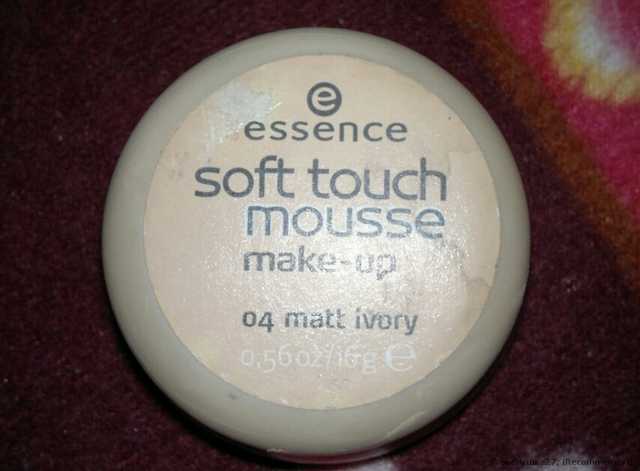 Тональный мусс для лица Essence Soft touch mousse make-up - фото