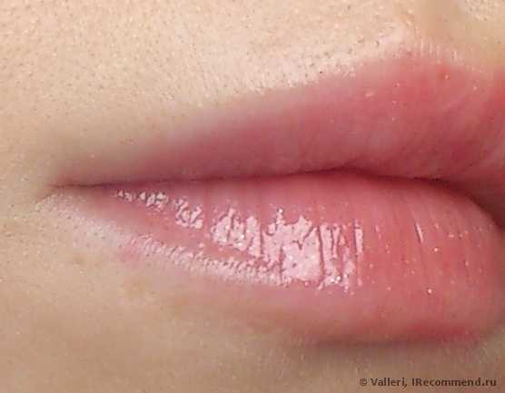 Блеск для губ Oriflame "Легкий Флирт" Very Me Gloss Lover - фото