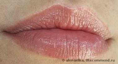 Блеск для губ Pupa COSMIC BEAUTY DIAMOND LIPSTICK Выдвижной Карандаш Для Губ с Эффектом Бриллианта - фото