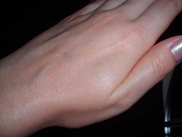 Основа под макияж Guerlain Meteorites Perles Light-Diffusing Perfecting Primer - фото