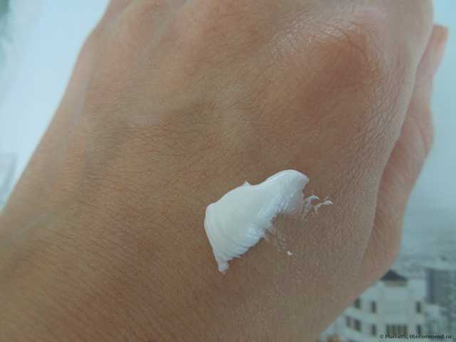 Крем для рук TONY MOLY Panda's dream white hand cream - фото