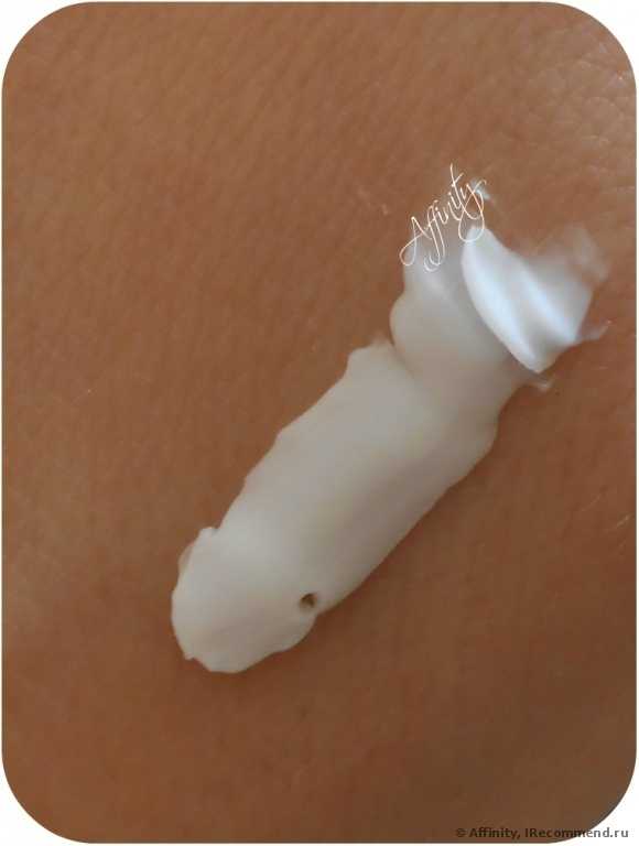 Крем для рук TONY MOLY Panda's dream white hand cream - фото