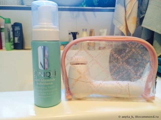 Пенка для умывания CLINIQUE Anti-Blemish Solution Cleansing Foam - фото