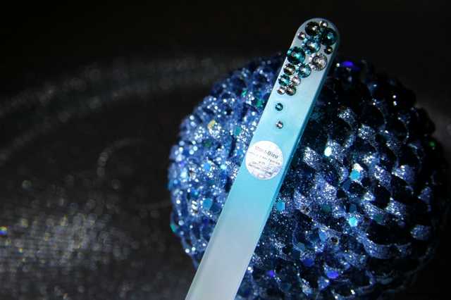 Стеклянная пилочка Mont Bleu Со стразами Сваровски "Пузырьки Голубые" - фото