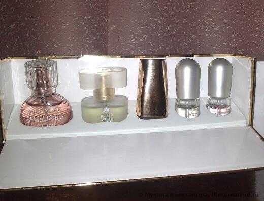 Estee Lauder Pleasures Bloom - фото