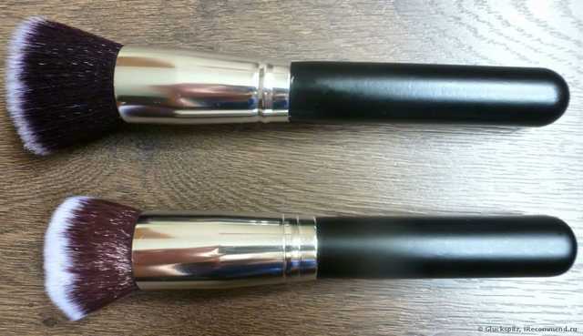 Кисть для макияжа Buyincoins Silver Soft Synthetic Large Cosmetic Blending Foundation Makeup Brush 01 - фото