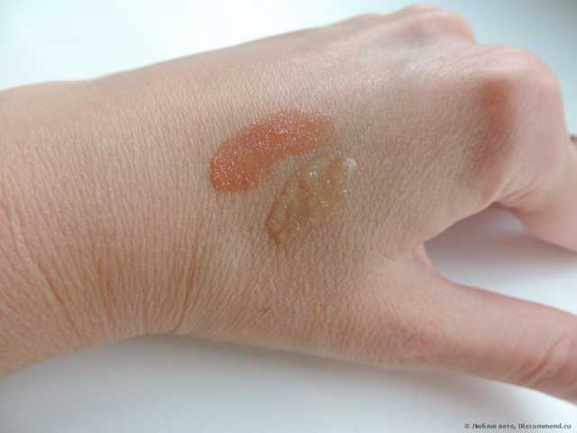 Сверху Dazzling Nude, снизу Elegant Gold