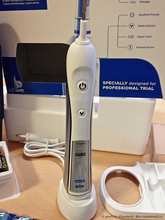 Электрическая зубная щетка Braun  Oral-B Triumph 5000 - фото